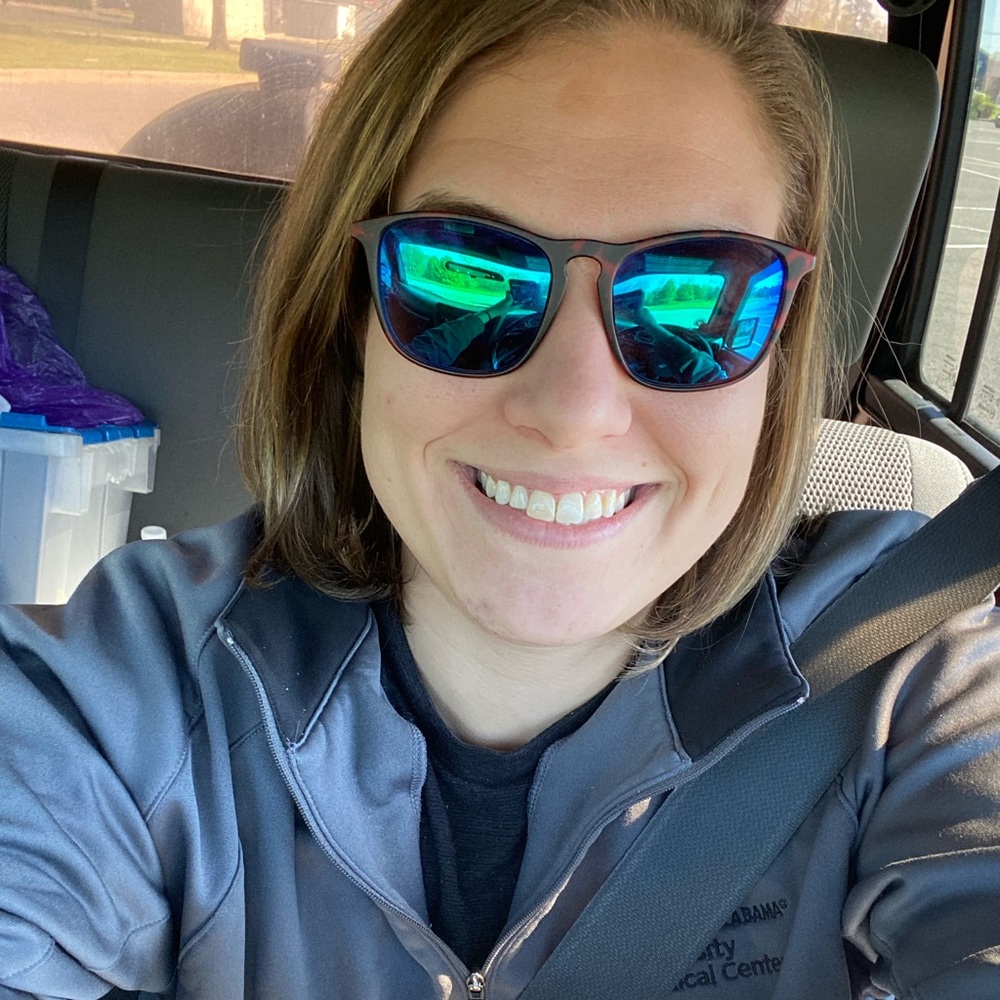 Meet your Posher, Julie